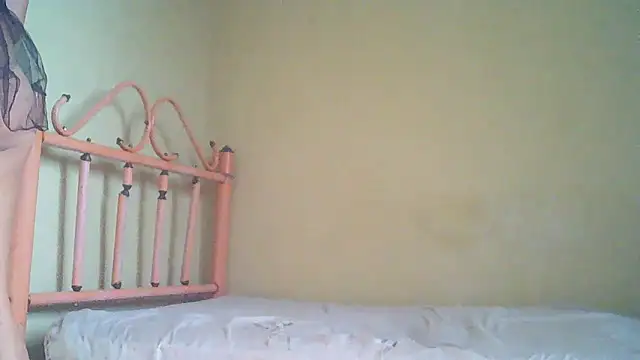 Snapshot of Lucy_White__ chatting on 02/22/26, 08:54 Lucy White online show from 02/22/26, 08:54
