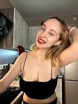 Kitty Katrine online show from 10/20/25, 04:07