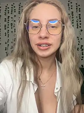 Kitty Katrine online show from 02/21/25, 02:06