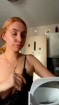 Kitty Katrine online show from 09/18/25, 01:14