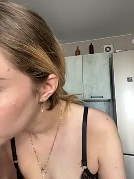 Kitty Katrine online show from 05/06/26, 12:09