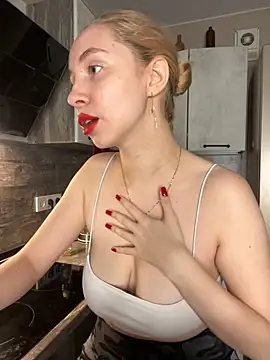 Kitty Katrine online show from 10/23/25, 04:05