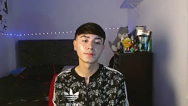 Snapshot of Im_juanda chatting on 12/23/24, 08:57 Im juanda online show from 12/23/24, 08:57