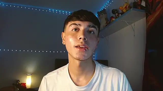 Snapshot of Im_juanda chatting on 01/21/25, 10:41 Im juanda online show from 01/21/25, 10:41