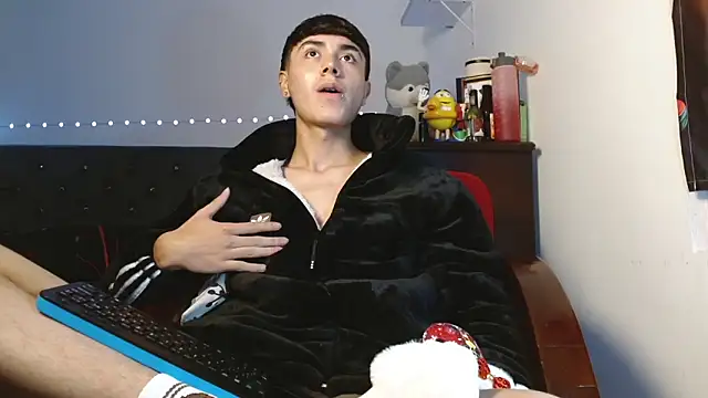 Snapshot of Im_juanda chatting on 12/17/24, 08:21 Im juanda online show from 12/17/24, 08:21