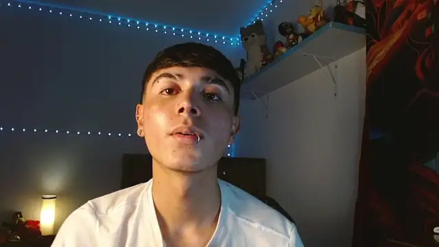 Snapshot of Im_juanda chatting on 01/22/25, 01:42 Im juanda online show from 01/22/25, 01:42