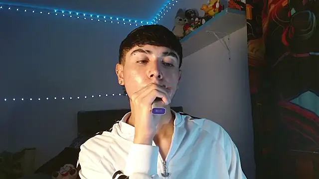 Snapshot of Im_juanda chatting on 02/01/25, 10:12 Im juanda online show from 02/01/25, 10:12