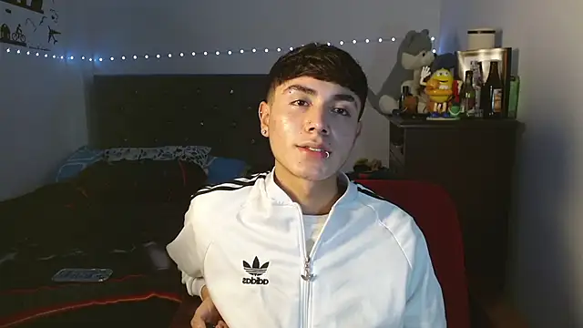 Snapshot of Im_juanda chatting on 12/14/24, 11:23 Im juanda online show from 12/14/24, 11:23