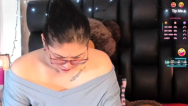 meikochoe online show from 11/24/25, 08:09