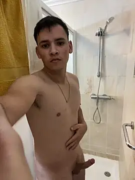 diego7990  online show from 12/09/24, 07:29