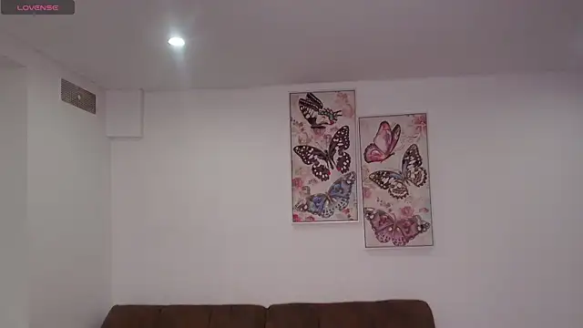 dolcebella online show from 04/12/26, 04:16