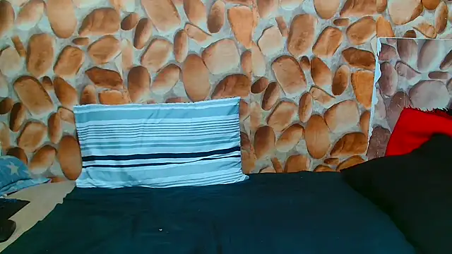 AfricanBigAssxx98 online show from 10/23/25, 09:19