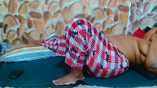 AfricanBigAssxx98 online show from 10/25/25, 09:48