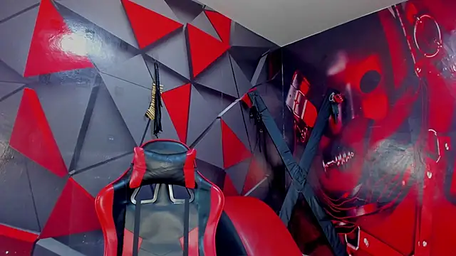 Hana and Zeta online show from 11/29/25, 12:27