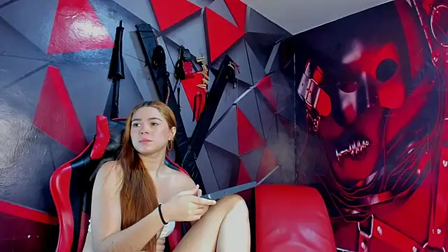 Hana and Zeta online show from 12/17/25, 12:32