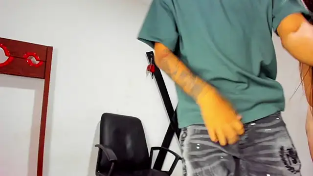 Hana and Zeta online show from 03/16/25, 12:11