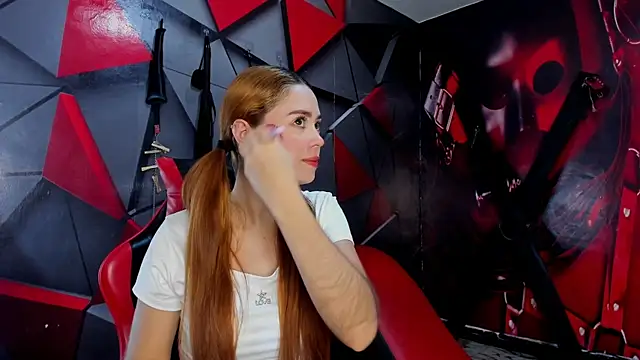 Snapshot of Hana_and_Zeta chatting on 01/06/26, 12:20 Hana and Zeta online show from 01/06/26, 12:20