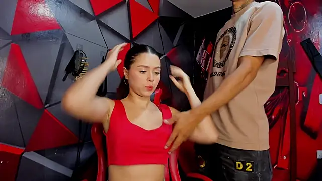 Hana and Zeta online show from 10/26/25, 12:16