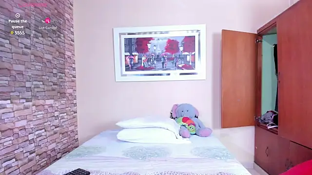 mariana mauricio hot online show from 03/23/25, 02:37