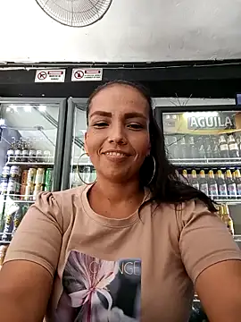 mariana mauricio hot online show from 10/05/25, 08:21