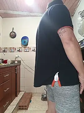 Snapshot of ZuriandAlex chatting on 02/10/26, 11:09 ZuriandAlex online show from 02/10/26, 11:09