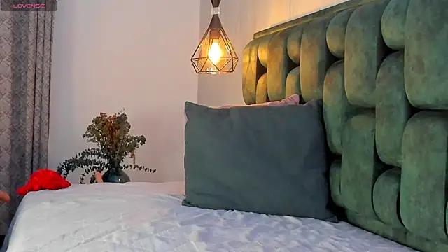 angelswets online show from 10/23/25, 02:16