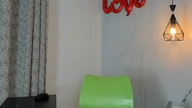 Snapshot of angelswets chatting on 02/18/25, 05:20 angelswets online show from 02/18/25, 05:20