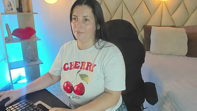 angelswets online show from 05/19/26, 02:02