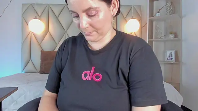 angelswets online show from 11/29/25, 01:44