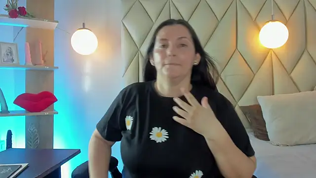 angelswets online show from 04/18/26, 09:37