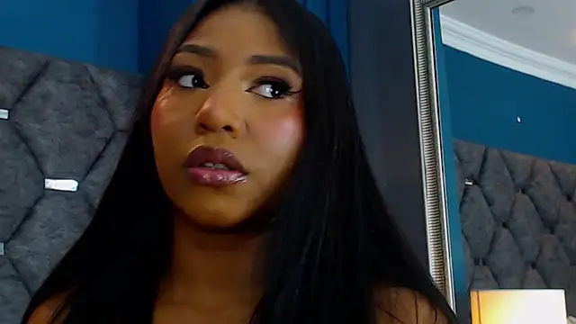 VanessaGlenn online show from 12/22/25, 07:25