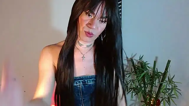 KamilaParrisx online show from 03/18/26, 02:37