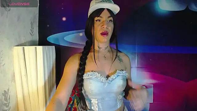 KamilaParrisx online show from 12/03/25, 03:18