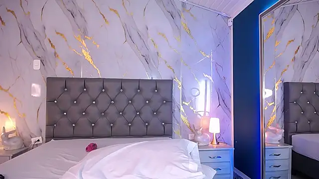 Snapshot of pettit_courtny chatting on 03/11/25, 10:53 pettit courtny online show from 03/11/25, 10:53