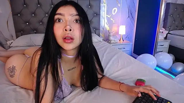 Snapshot of pettit_courtny chatting on 02/23/25, 12:51 pettit courtny online show from 02/23/25, 12:51