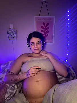 Snapshot of Sashabbay chatting on 01/18/26, 03:32 Sashabbay online show from 01/18/26, 03:32