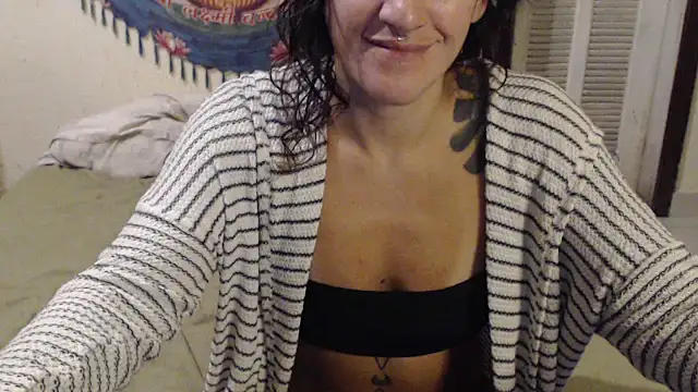 Snapshot of MissRebeka chatting on 05/11/26, 09:12 MissRebeka online show from 05/11/26, 09:12