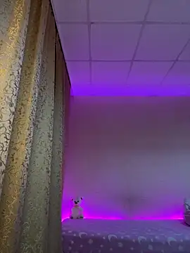 Snapshot of beautiful_angel chatting on 02/21/25, 08:05 beautiful angel online show from 02/21/25, 08:05