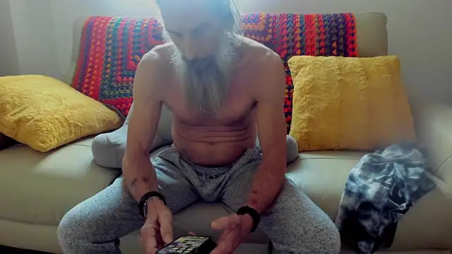 mindphu k online show from 04/07/26, 04:09