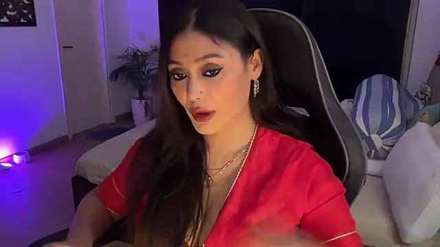 Snapshot of GoddessAnna chatting on 07/14/26, 05:52 GoddessAnna online show from 07/14/26, 05:52