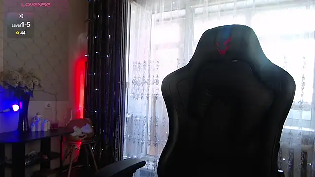 JessieOMays online show from 06/02/26, 01:49