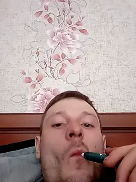 Snapshot of ZhorovYurii chatting on 03/01/25, 09:18 ZhorovYurii online show from 03/01/25, 09:18