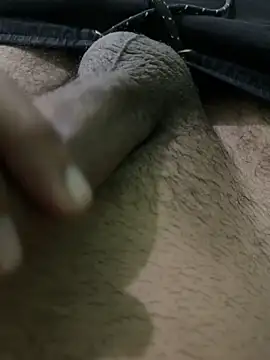 Snapshot of Pussylover_32 chatting on 04/10/26, 04:41 Pussylover 32 online show from 04/10/26, 04:41