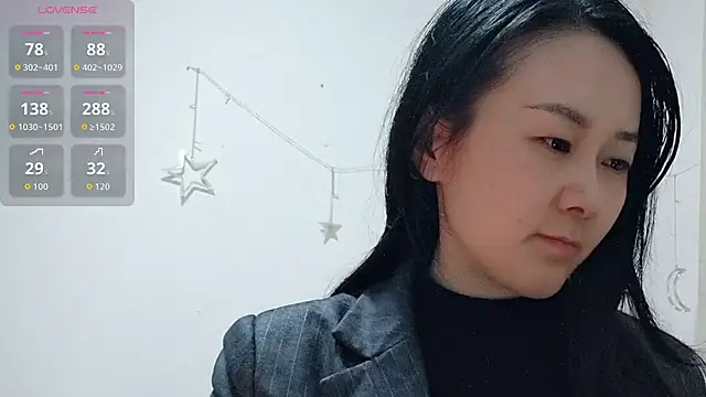 fanfan-FF online show from 11/05/25, 12:41