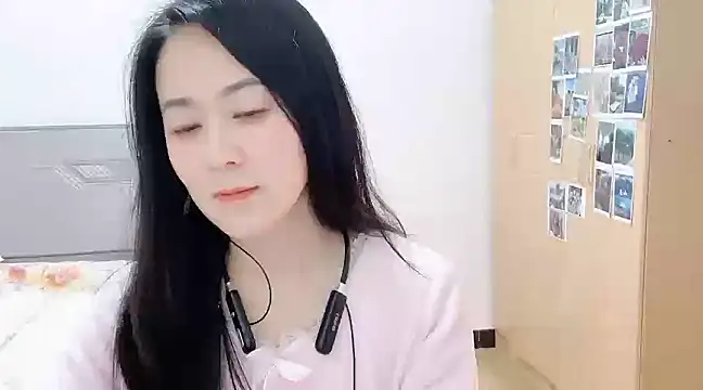 fanfan-FF online show from 02/17/25, 12:05