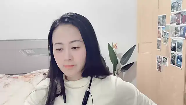 fanfan-FF online show from 03/18/25, 12:28