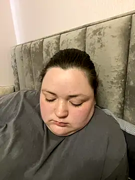 Alex m online show from 10/31/25, 10:23