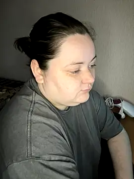 Alex m online show from 10/26/25, 04:18