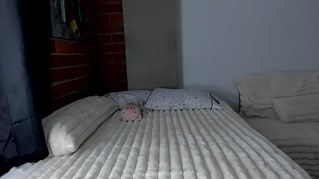 pettergrey1 online show from 11/13/25, 08:46