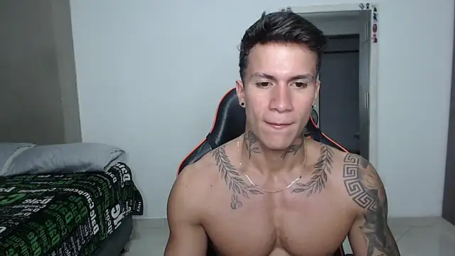 pettergrey1 online show from 04/07/26, 11:12